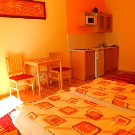 شقة Almadi Balatonalmádi